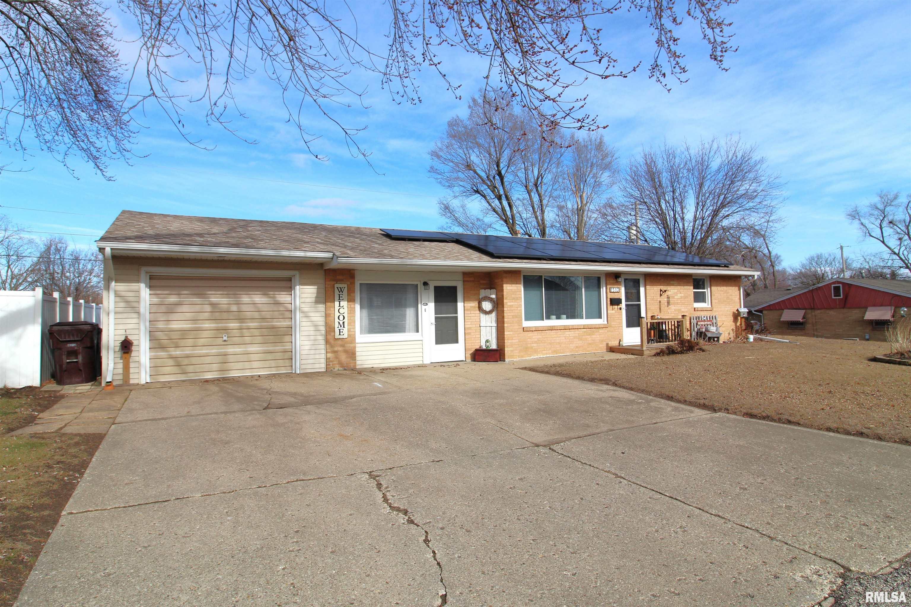 1513 Tennell Road Pekin, IL 61554 - Photo 3 of 53 Gallery Image 3