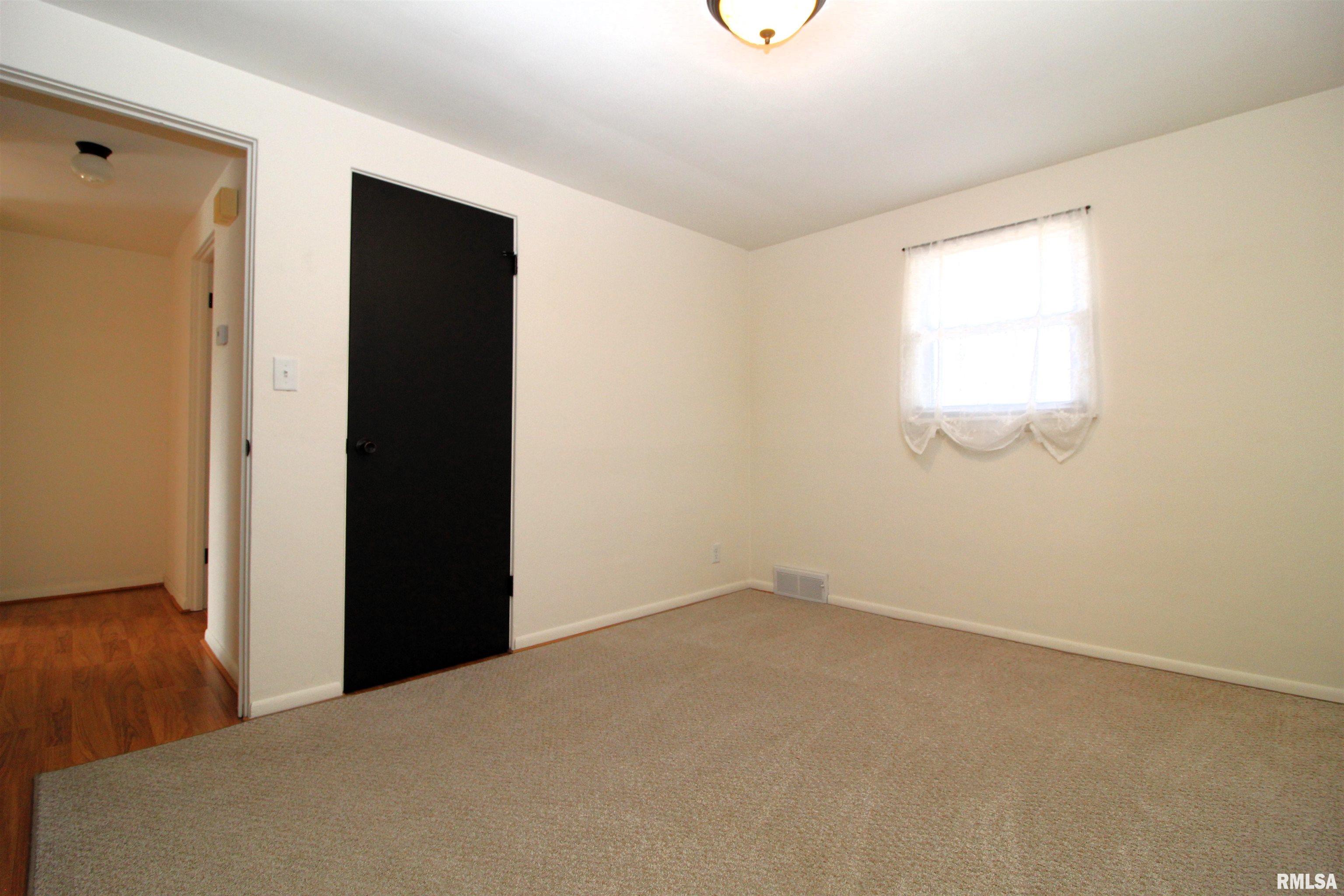 1513 Tennell Road Pekin, IL 61554 - Photo 34 of 53 Gallery Image 34