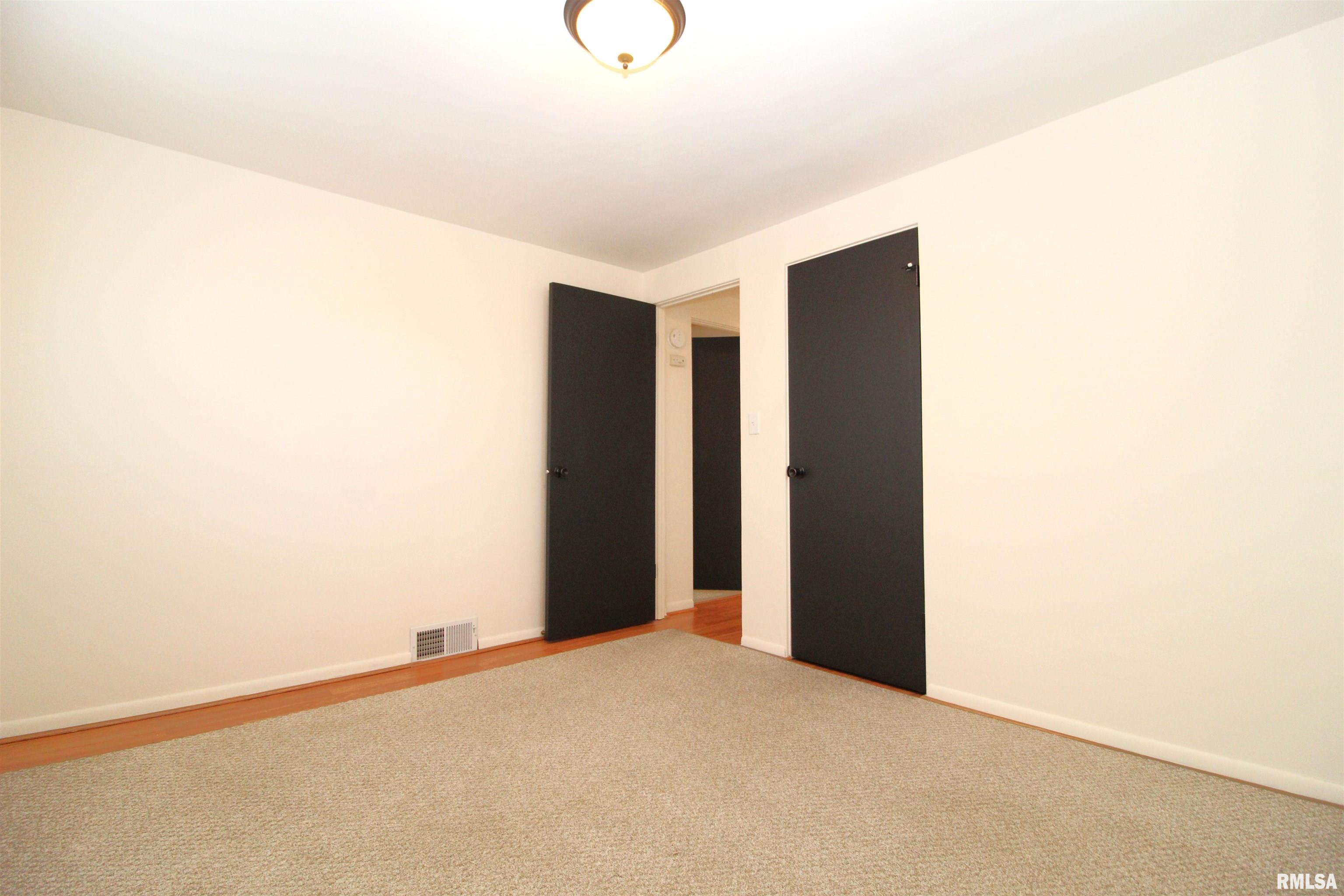 1513 Tennell Road Pekin, IL 61554 - Photo 35 of 53 Gallery Image 35