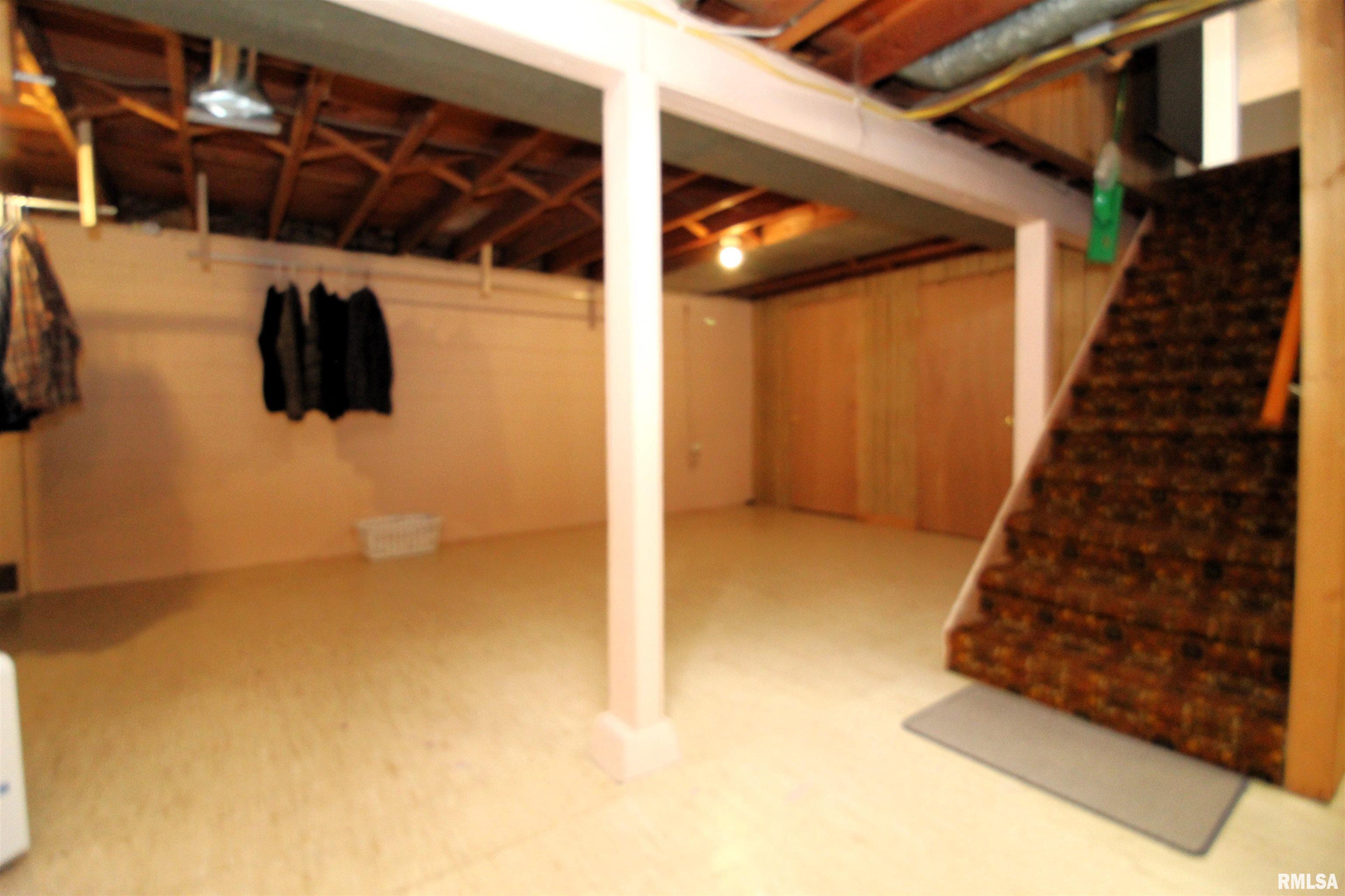 1513 Tennell Road Pekin, IL 61554 - Photo 36 of 53 Gallery Image 36