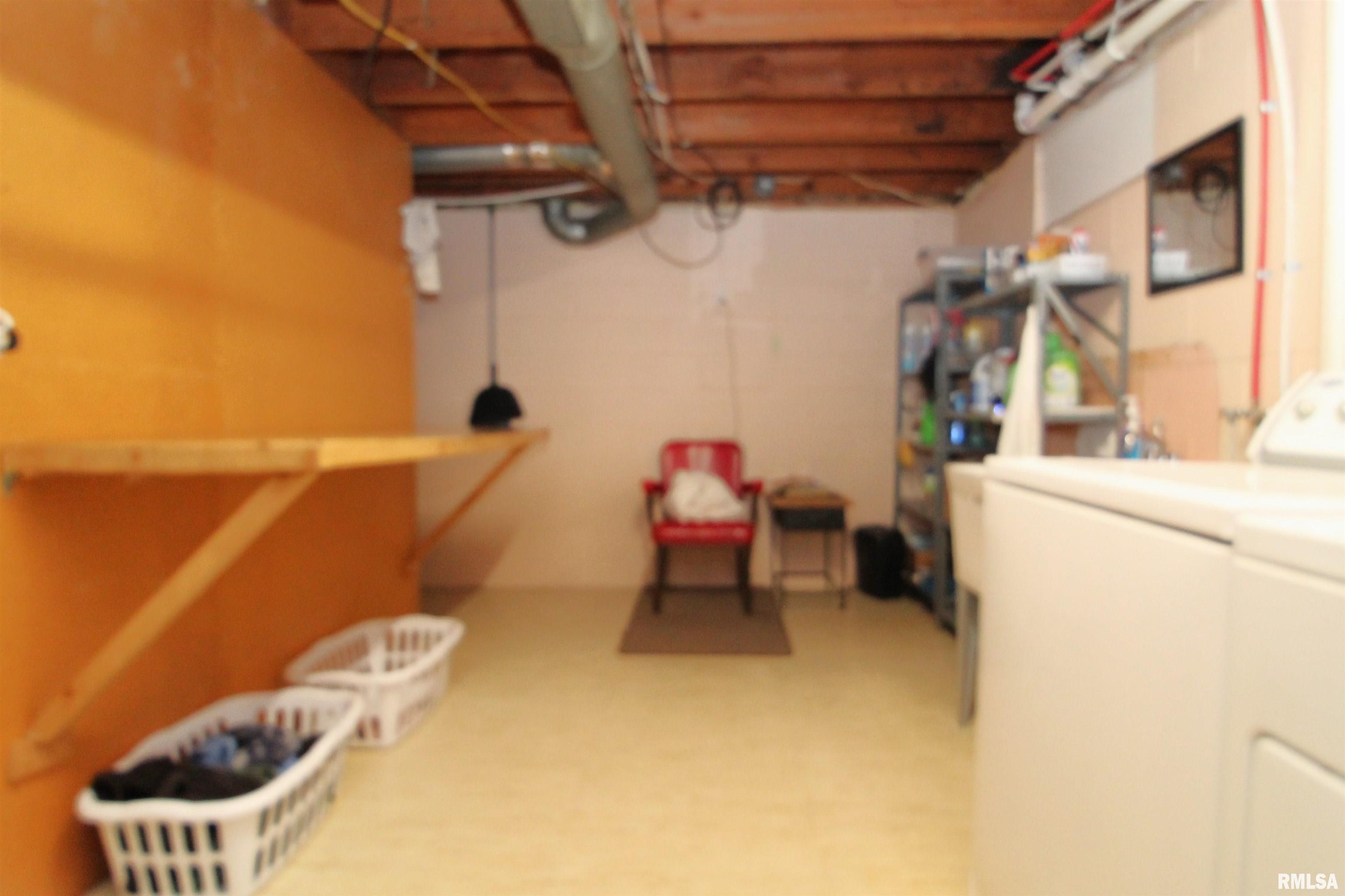 1513 Tennell Road Pekin, IL 61554 - Photo 43 of 53 Gallery Image 43