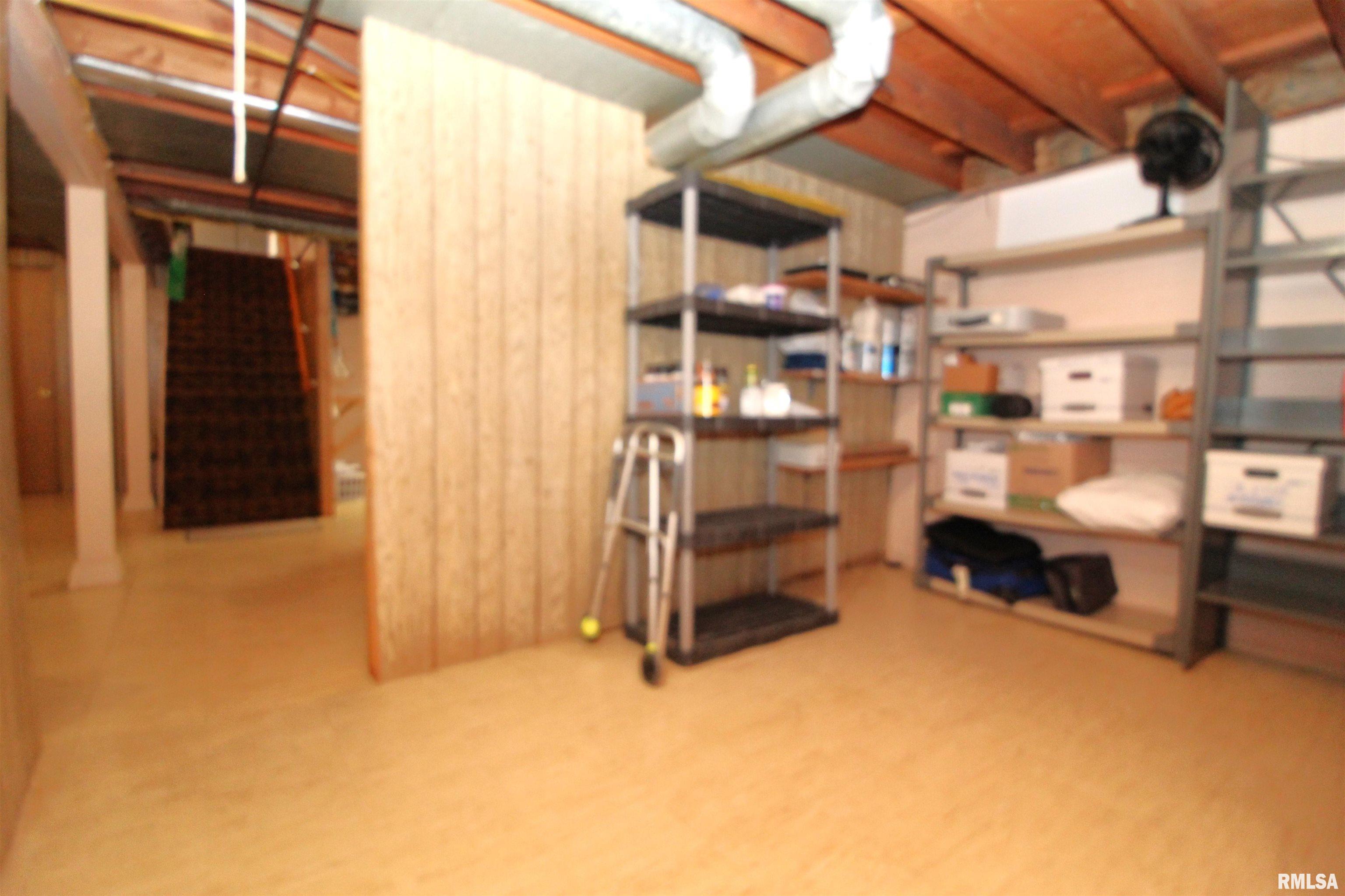 1513 Tennell Road Pekin, IL 61554 - Photo 45 of 53 Gallery Image 45