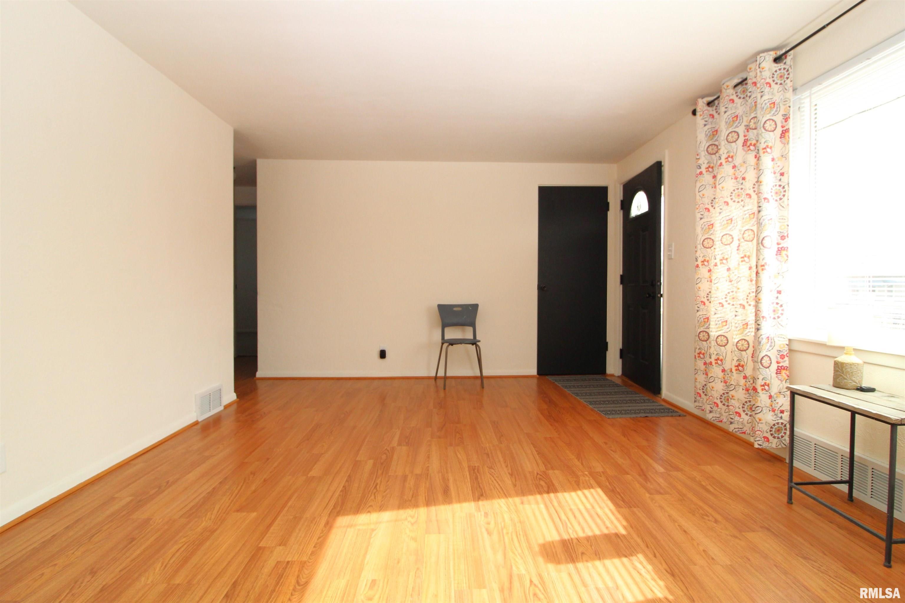 1513 Tennell Road Pekin, IL 61554 - Photo 8 of 53 Gallery Image 8