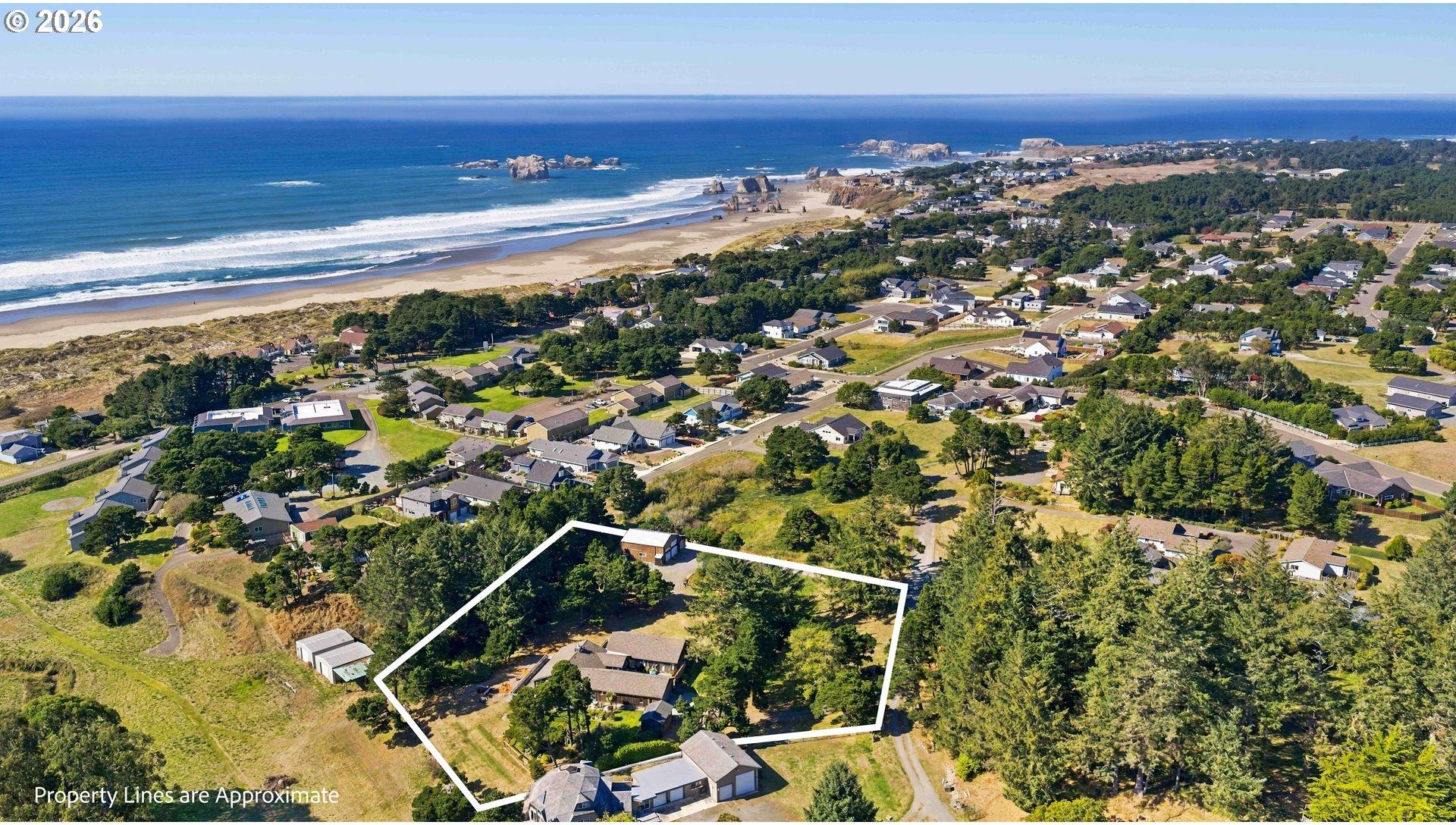 3275 Golf Links Road Bandon, OR 97411 - Photo 3 of 36 Gallery Image 3