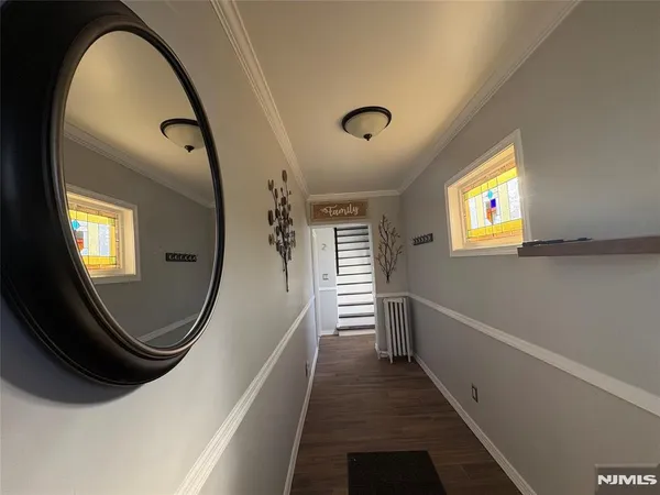 $1,850 | 282 Harding Avenue, Unit 2, Teaneck, NJ 07666