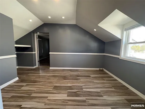 $1,850 | 282 Harding Avenue, Unit 2, Teaneck, NJ 07666