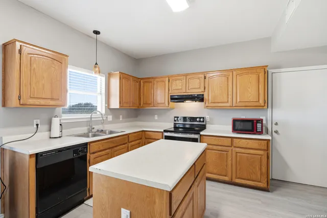 $278,000 | 9710 Logans Ridge Drive, Converse, TX 78109