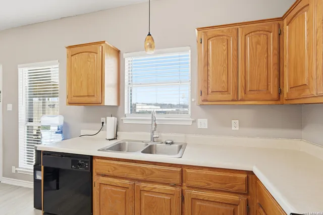 $278,000 | 9710 Logans Ridge Drive, Converse, TX 78109