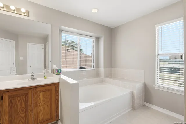 $278,000 | 9710 Logans Ridge Drive, Converse, TX 78109