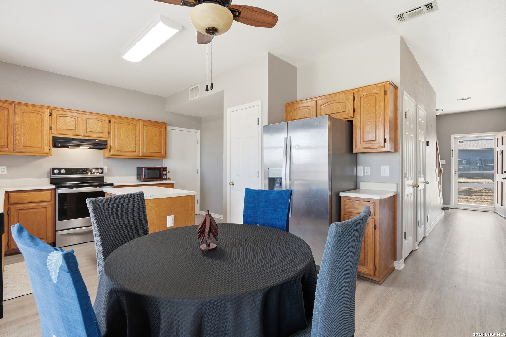 9710 Logans Ridge Drive Converse, TX 78109 - Photo 3 of 35