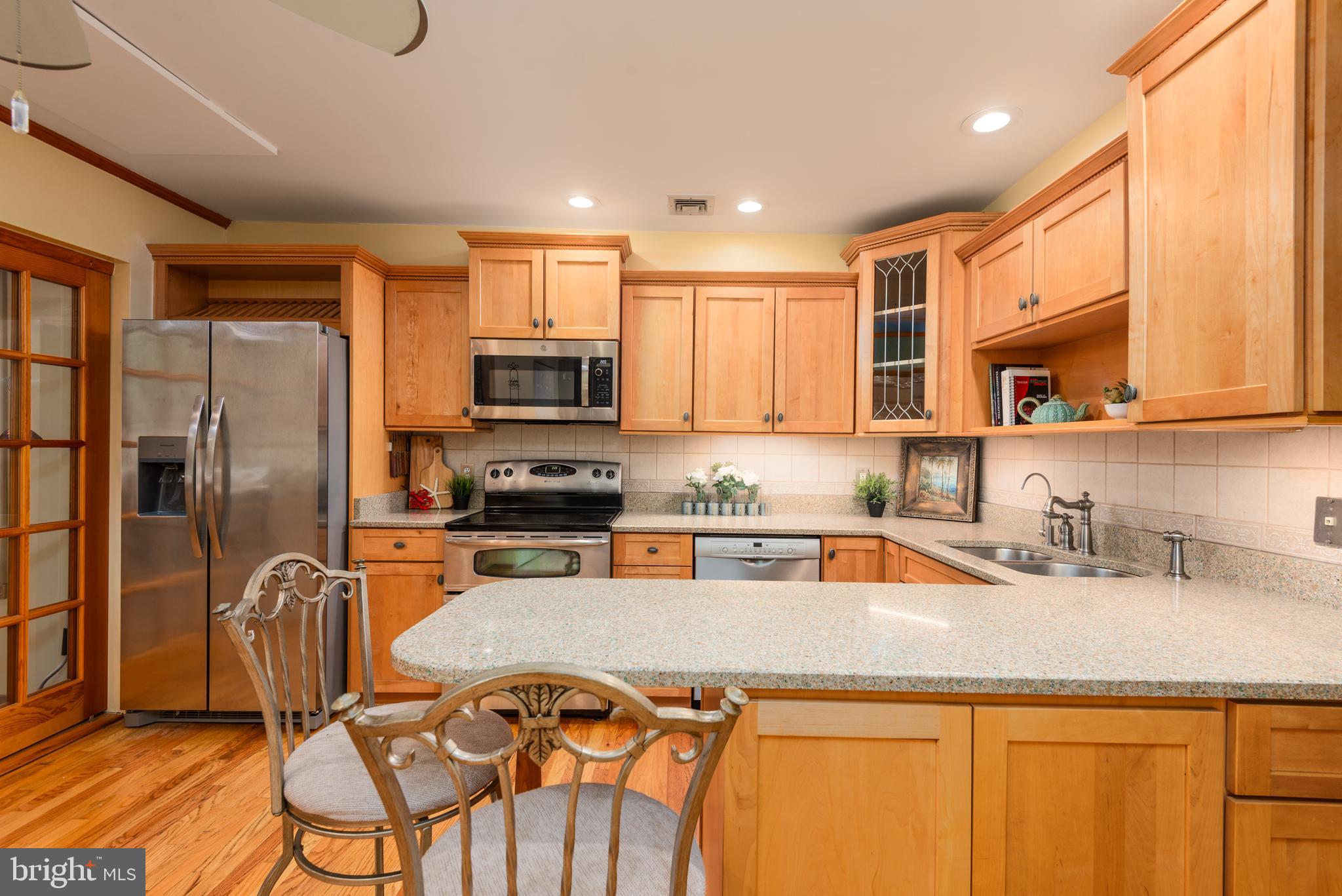 1401 Calvert Road Chester, MD 21619 - Photo 7 of 32 Upgraded kitchen