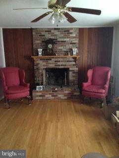 1914 Longmead Road Silver Spring, MD 20906 - Photo 3 of 8 Living Room