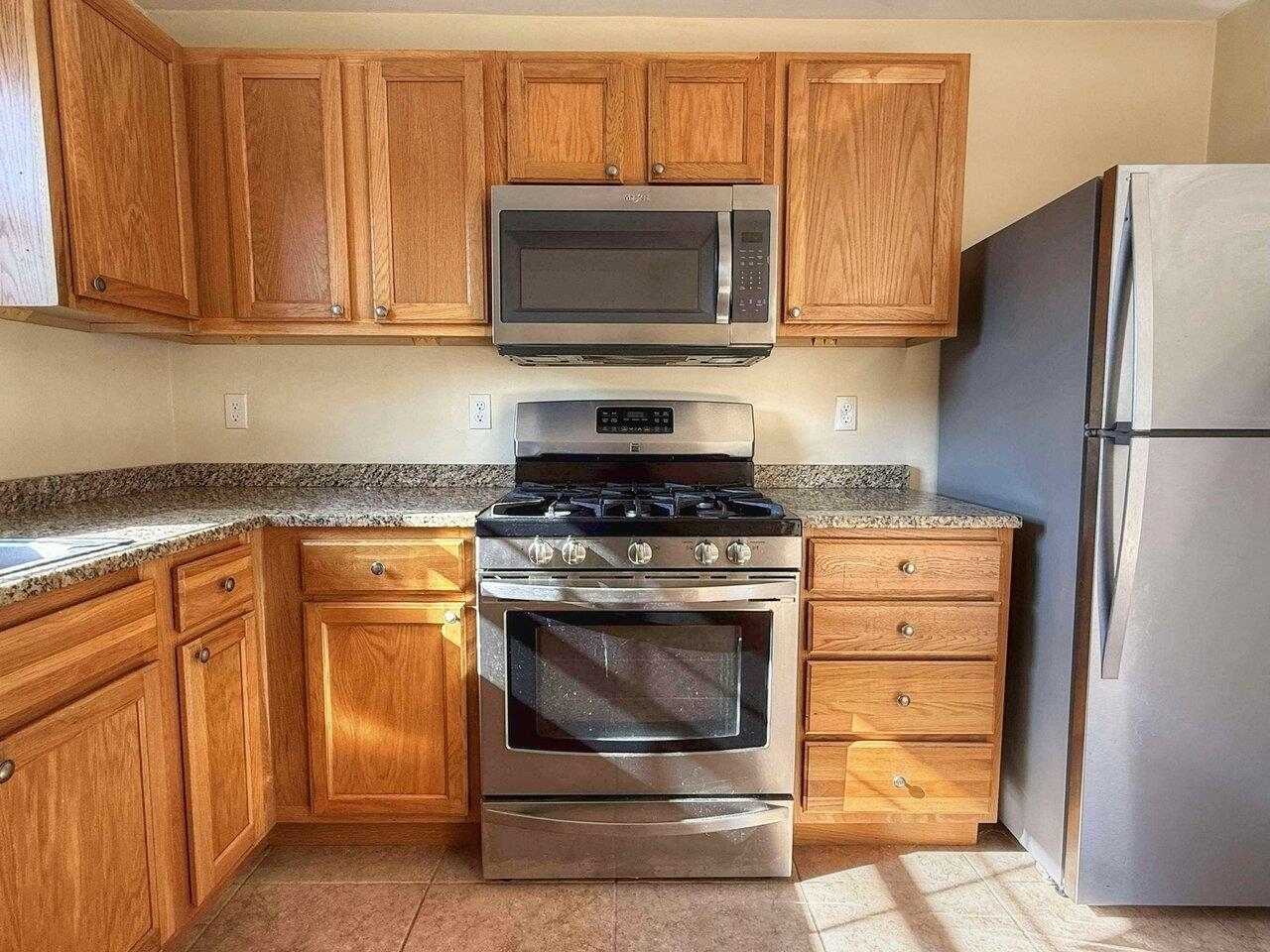 437 Lapan Road St. Albans Town, VT 05468 - Photo 10 of 40