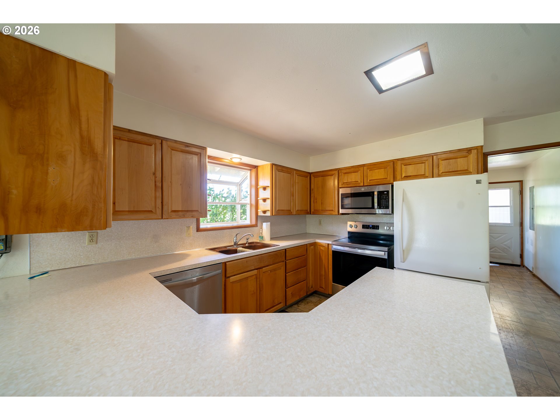 11124 Wagner Road Lyons, OR 97358 - Photo 10 of 43