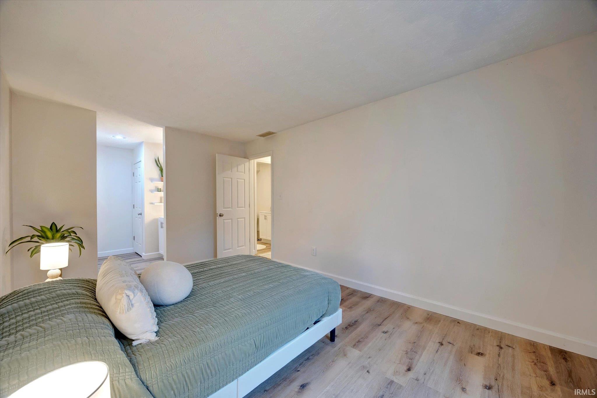 1344 South College Mall Road, Unit H2 Bloomington, IN 47401 - Photo 18 of 27 Gallery Image 18