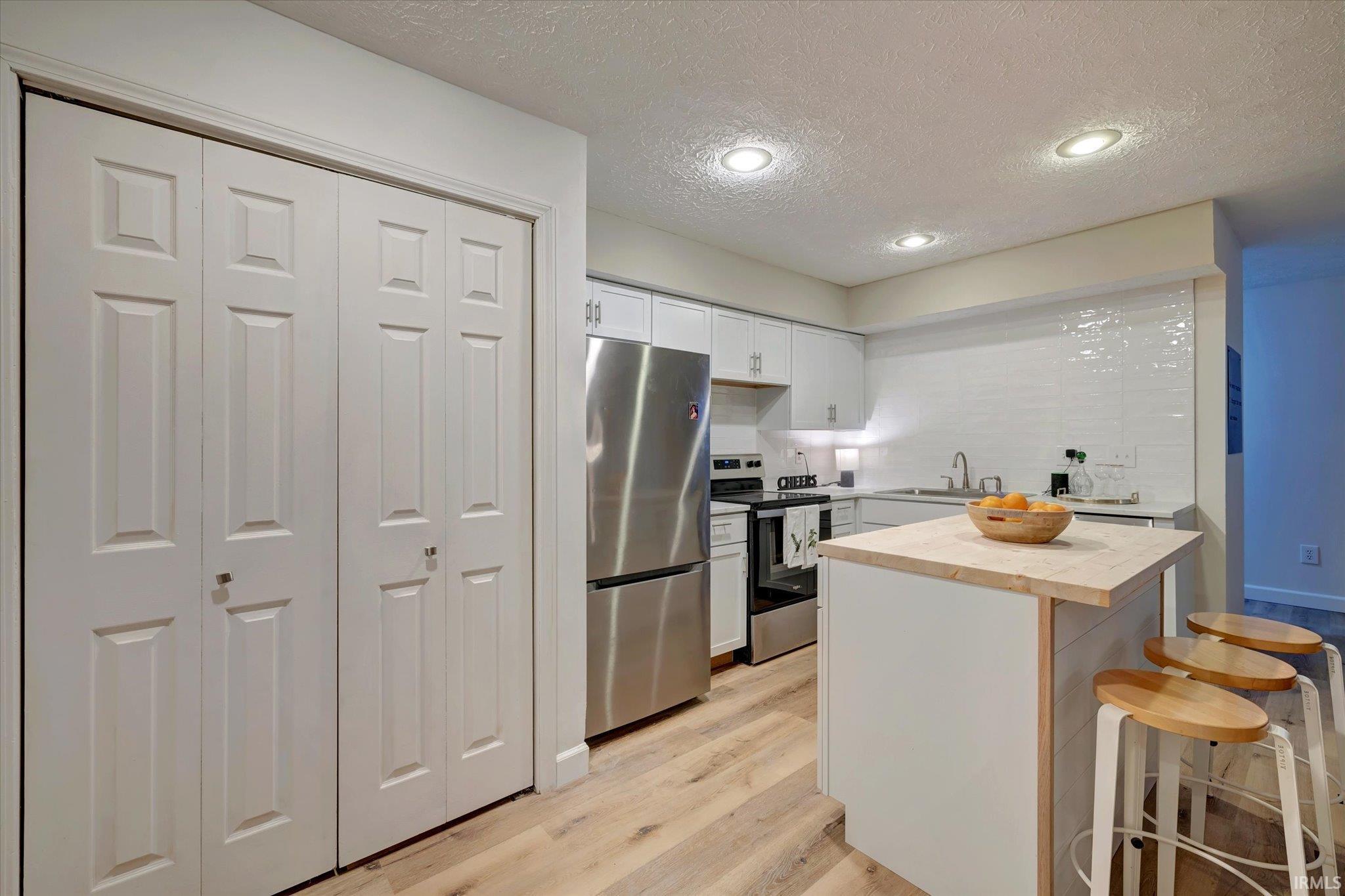 1344 South College Mall Road, Unit H2 Bloomington, IN 47401 - Photo 7 of 27 Gallery Image 7