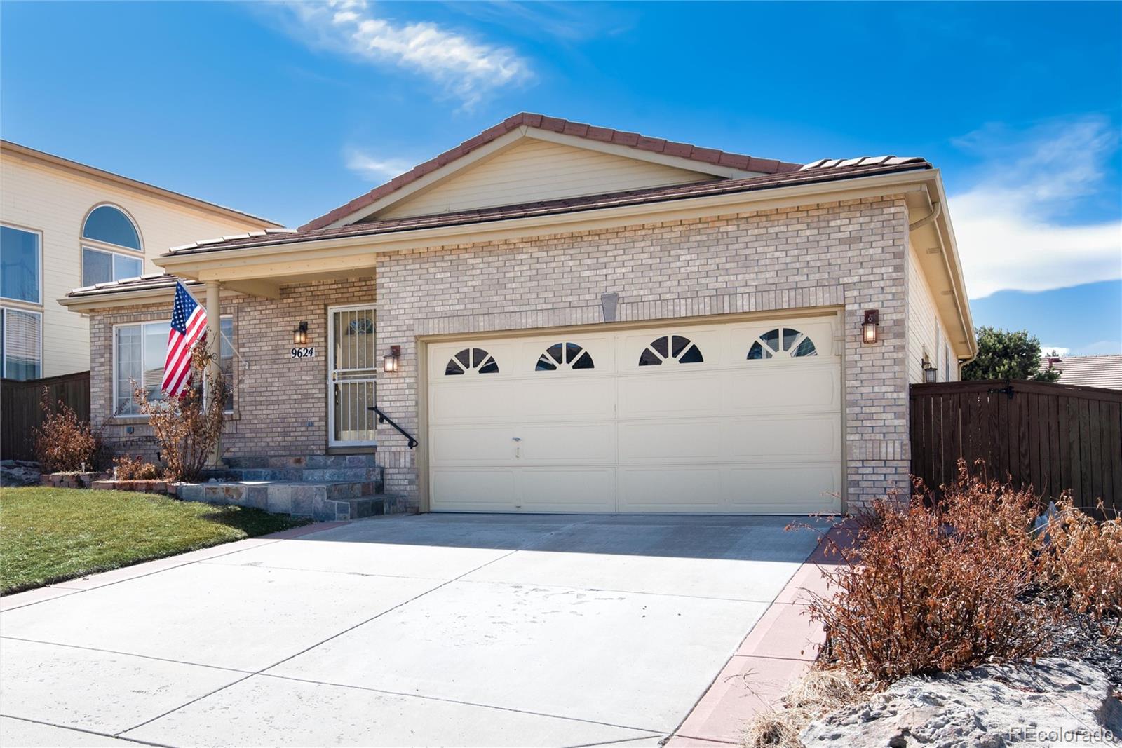 9624 Adelaide Circle Highlands Ranch, CO 80130 - Photo 5 of 36 Gallery Image 5