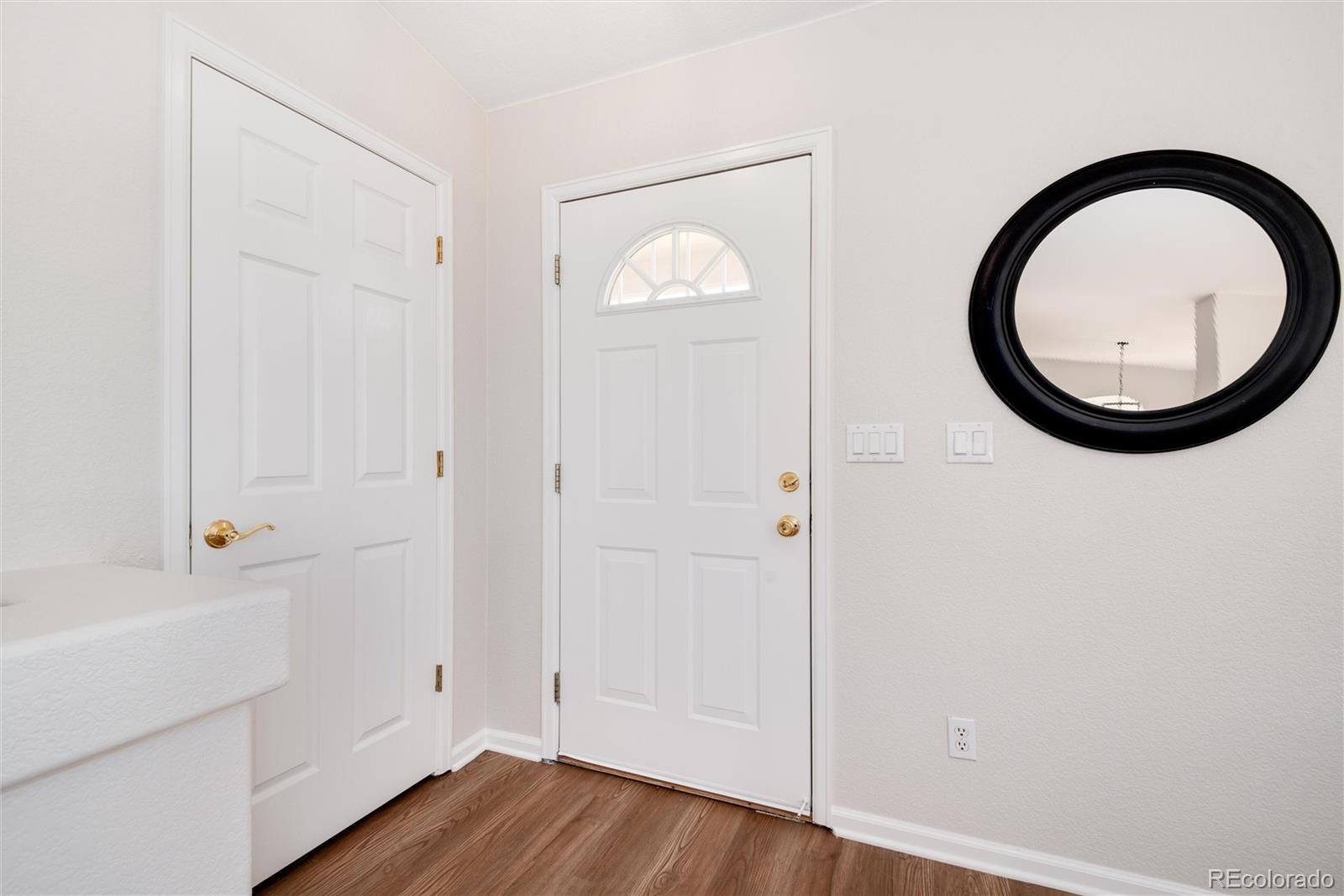 9624 Adelaide Circle Highlands Ranch, CO 80130 - Photo 7 of 36 Gallery Image 7
