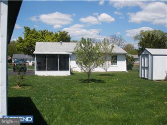 211 North Brownleaf Road Newark, DE 19713 - Photo 9 of 11 Exterior Back