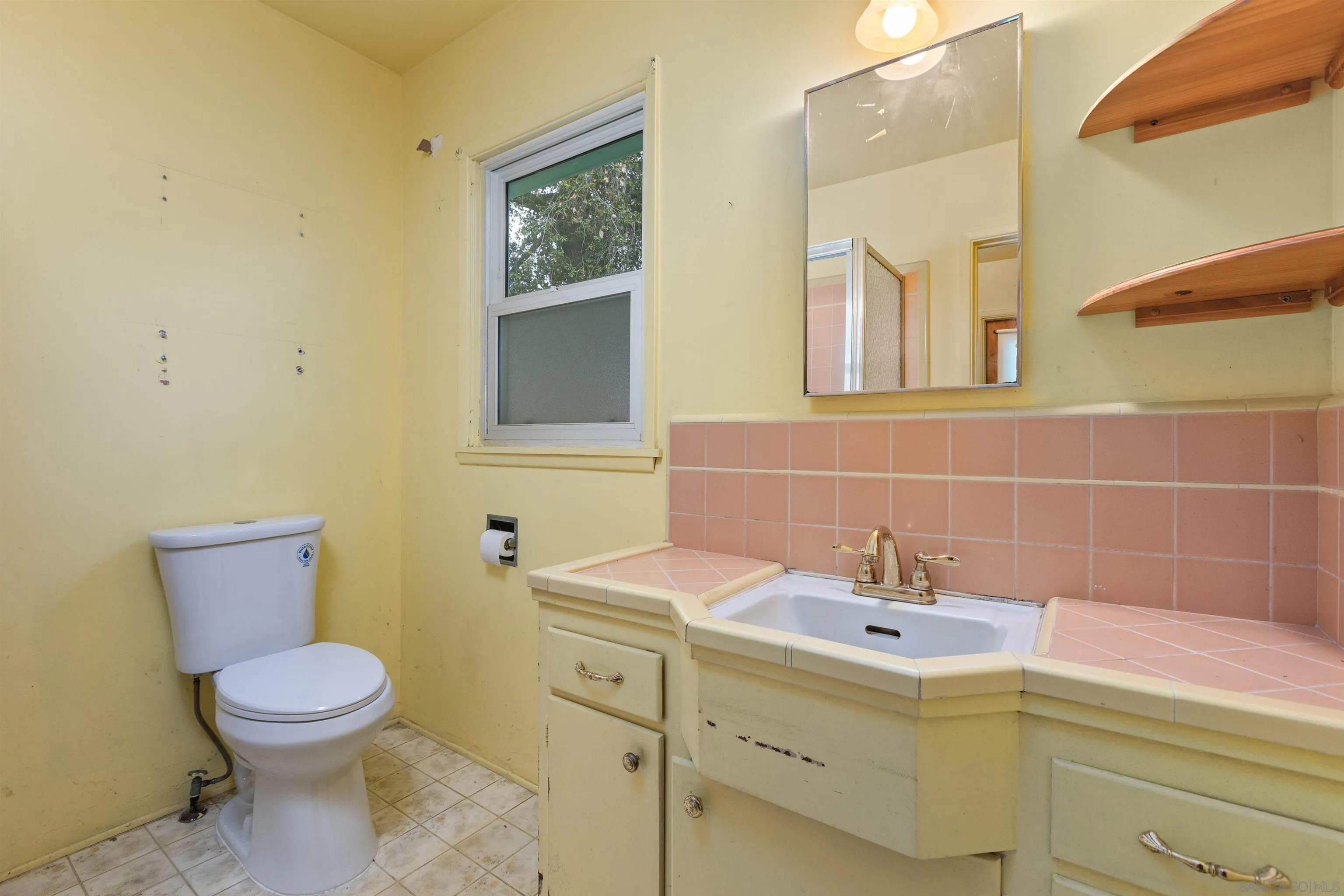 2439 Patterson Road Escondido, CA 92027 - Photo 35 of 36