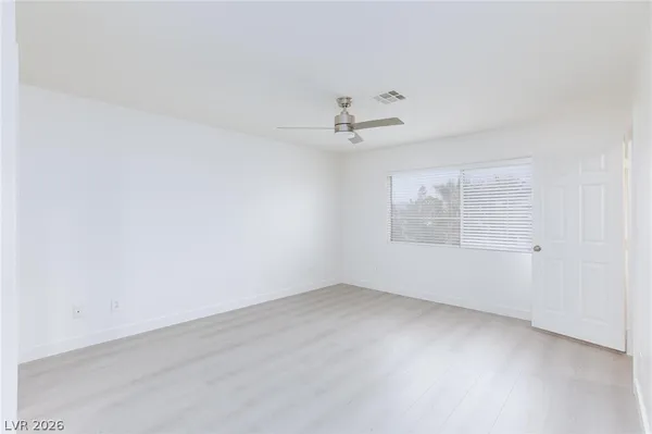 $2,700 | 8478 Prince Of Tides Court, Las Vegas, NV 89113
