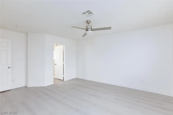 $2,700 | 8478 Prince Of Tides Court, Las Vegas, NV 89113