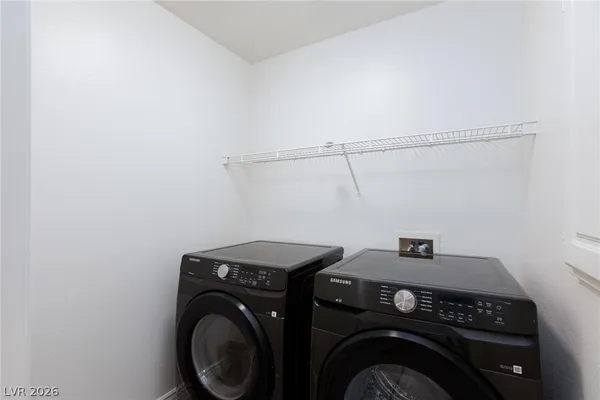 $2,700 | 8478 Prince Of Tides Court, Las Vegas, NV 89113