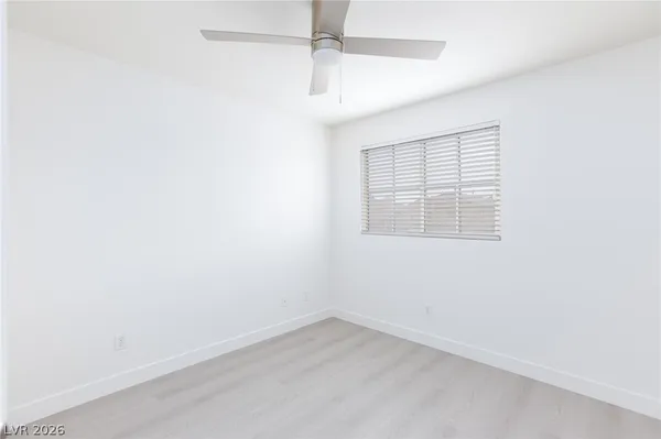 $2,700 | 8478 Prince Of Tides Court, Las Vegas, NV 89113