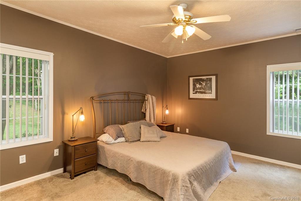 396 Patton Cove Road Swannanoa, NC 28778 - Photo 12 of 36 Gallery Image 12