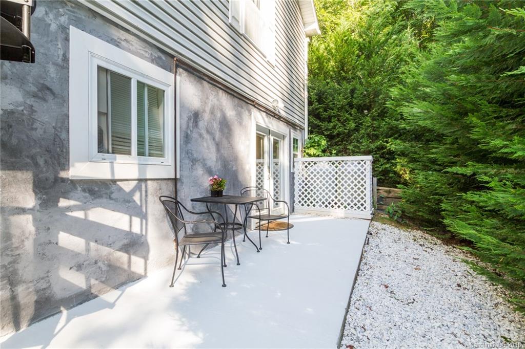 396 Patton Cove Road Swannanoa, NC 28778 - Photo 28 of 36 Gallery Image 28