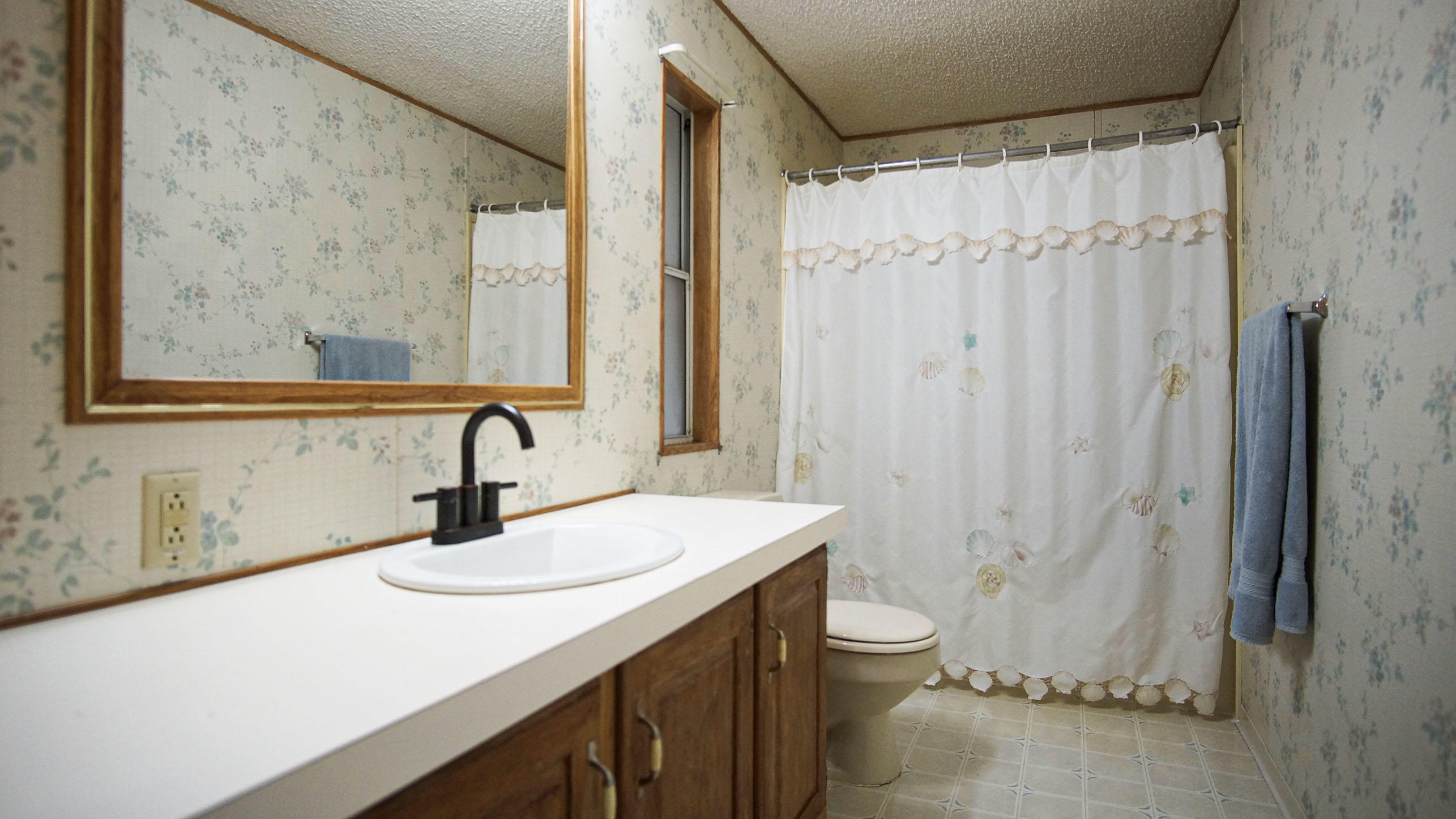 8497 Starlite Pines Road Shingletown, CA 96088 - Photo 19 of 22 Master Bathroom