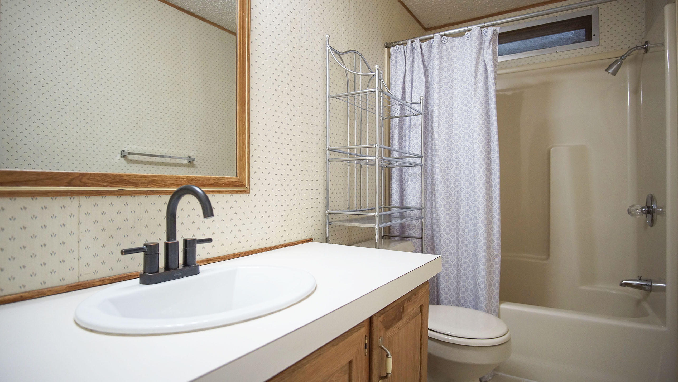 8497 Starlite Pines Road Shingletown, CA 96088 - Photo 21 of 22 Guest Bathroom