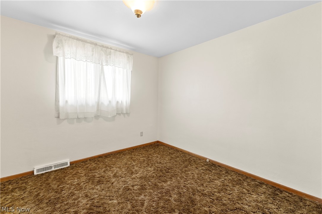 117 National Road Weirton, WV 26062 - Photo 6 of 29 Gallery Image 6