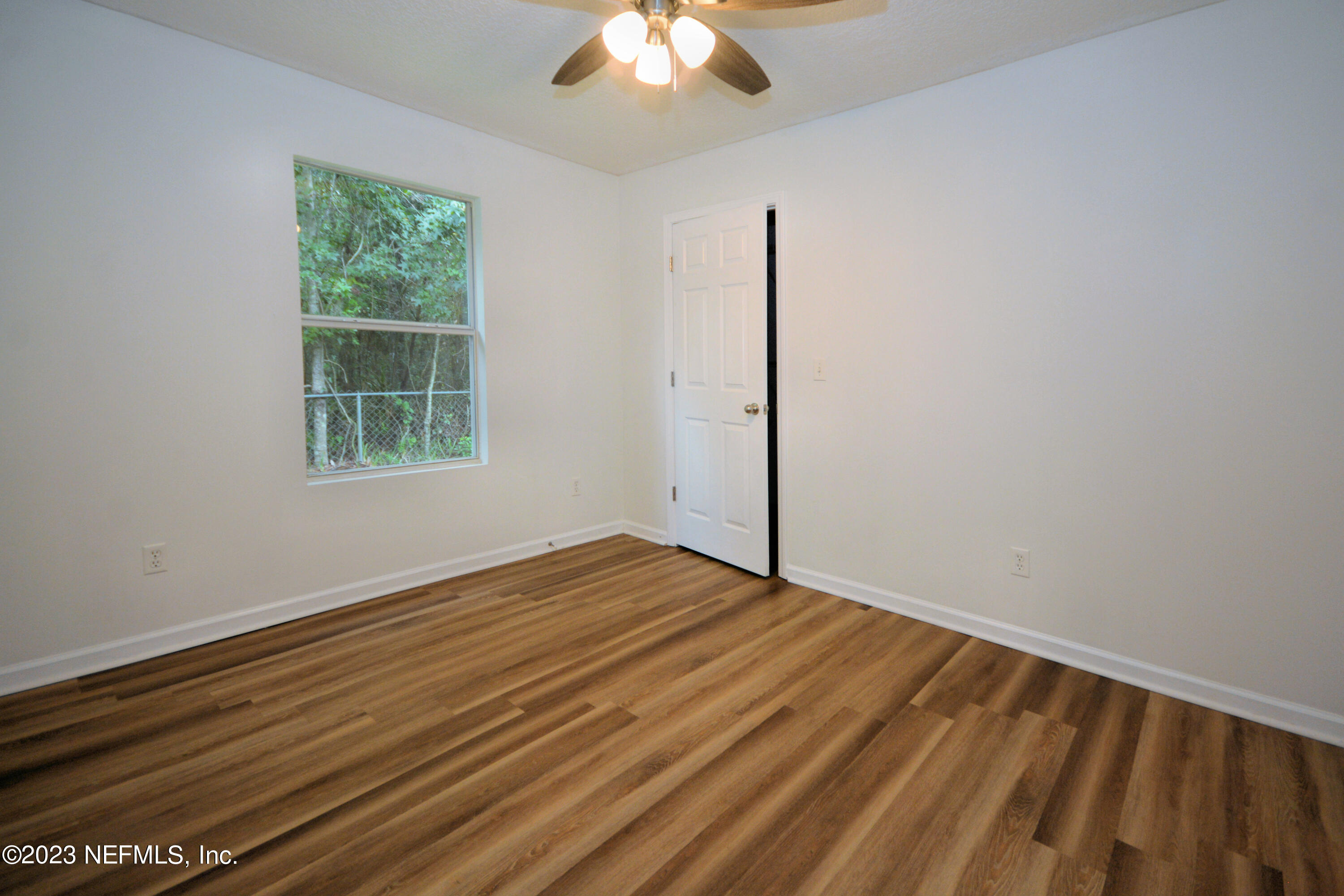 8548 Newton Road Jacksonville, FL 32216 - Photo 11 of 16 guest bedroom1