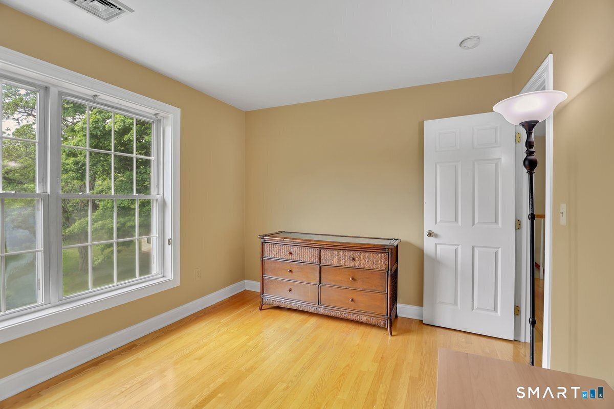 95 Higgins Road Cheshire, CT 06410 - Photo 22 of 40 Gallery Image 22