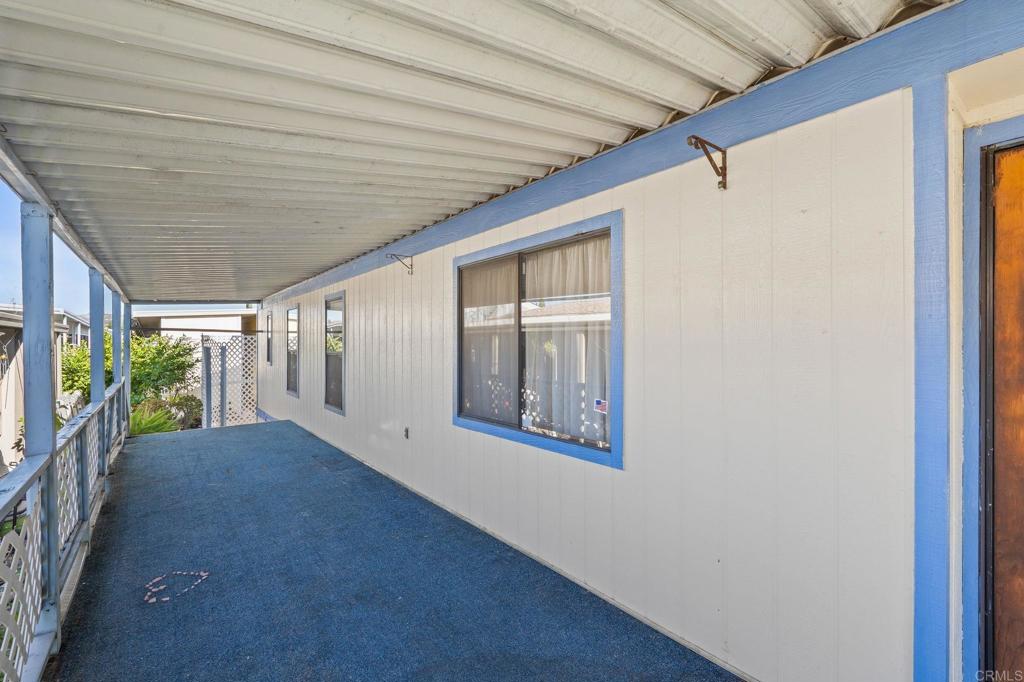 11949 Riverside Drive, Unit 23 Lakeside, CA 92040 - Photo 27 of 35 a view of an empty room with a window