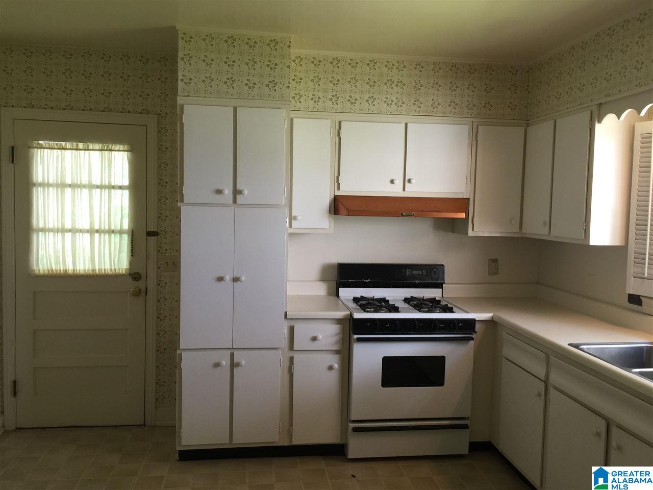 104 Woodland Road Bessemer, AL 35020 - Photo 11 of 14
