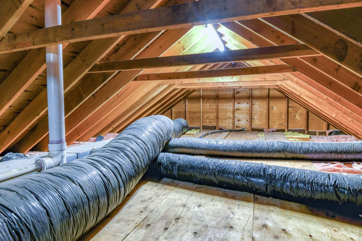 77 1st Street Edison, NJ 08837 - Photo 34 of 50