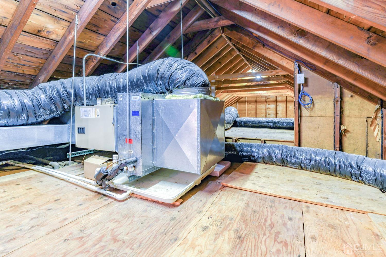 77 1st Street Edison, NJ 08837 - Photo 35 of 50