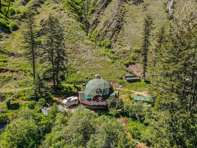 $549,000 | 360 Lake Creek, Riggins, ID 83549