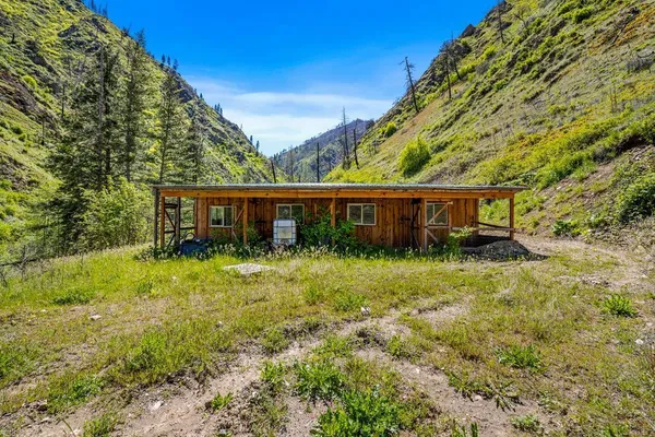 $549,000 | 360 Lake Creek, Riggins, ID 83549