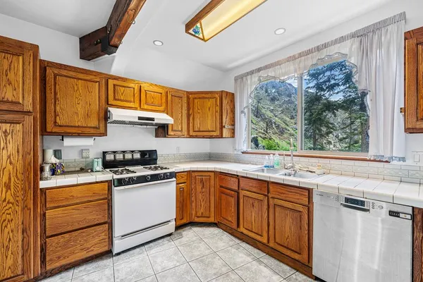 $549,000 | 360 Lake Creek, Riggins, ID 83549