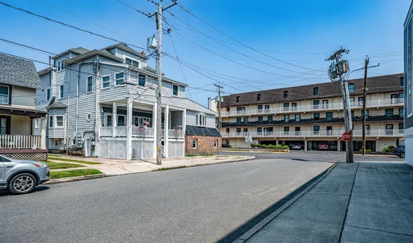 $747,000 | 23 39th Street, Unit B, Sea Isle City, NJ 08243