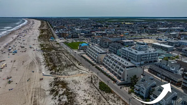 $747,000 | 23 39th Street, Unit B, Sea Isle City, NJ 08243