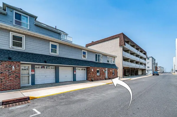 $747,000 | 23 39th Street, Unit B, Sea Isle City, NJ 08243