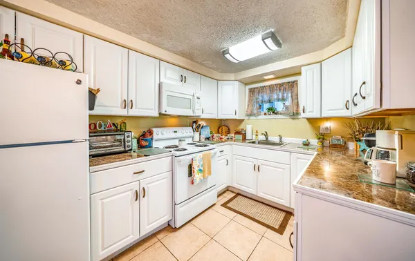 $747,000 | 23 39th Street, Unit B, Sea Isle City, NJ 08243