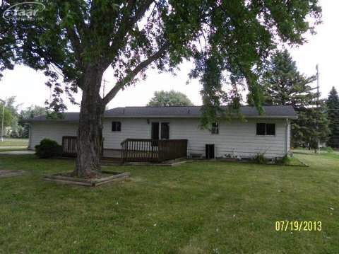 3439 North Belsay Road Flint, MI 48506 - Photo 3 of 10 20368570-2.JPG