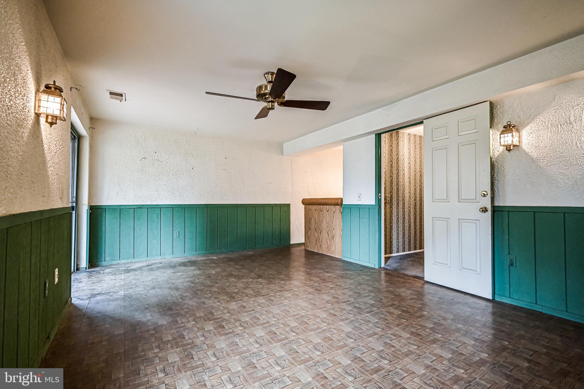 5934 Powell's Landing Road Burke, VA 22015 - Photo 12 of 12 Gallery Image 12