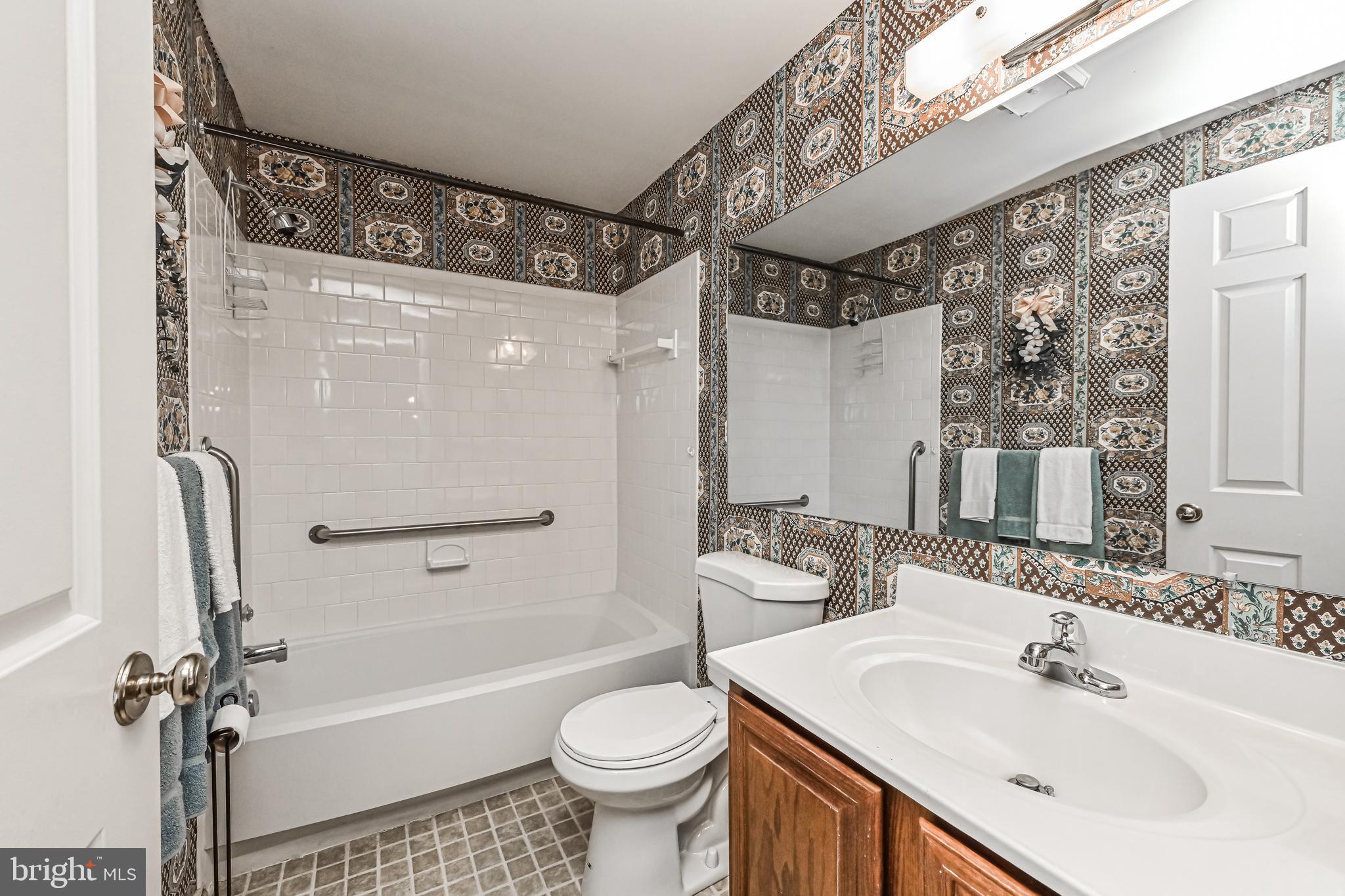 5934 Powell's Landing Road Burke, VA 22015 - Photo 8 of 12 Gallery Image 8