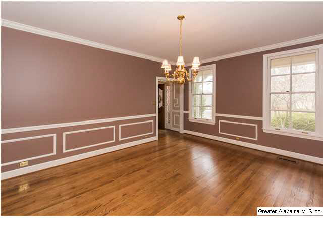 2545 Dolly Ridge Road Vestavia Hills, AL 35243 - Photo 7 of 32